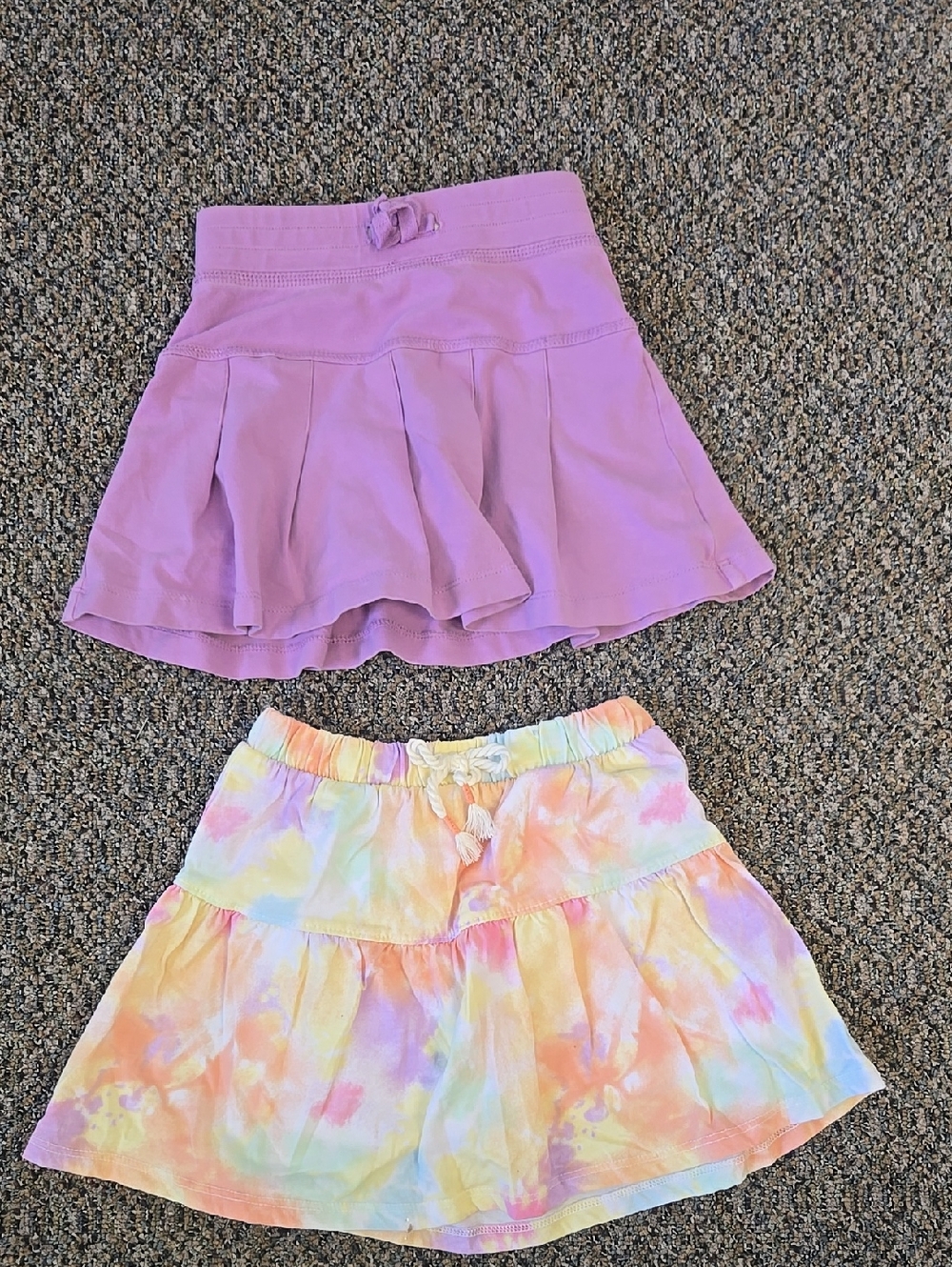(2)  Girls' Size 5 Skorts